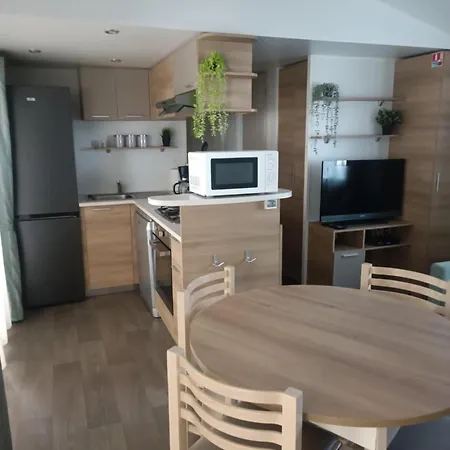 Κάμπινγκ Location Mobile-home Bias (Landes)